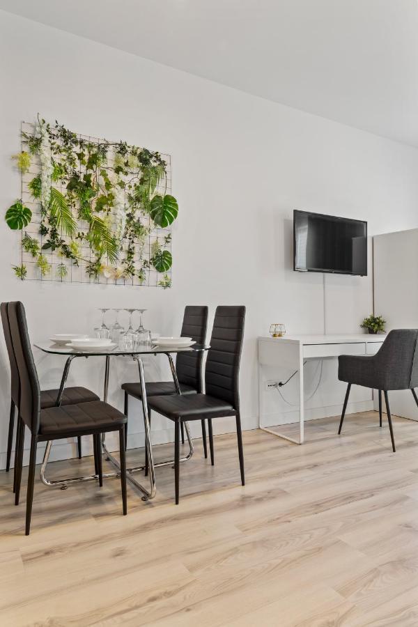 Aquarius: Upscale Flat In The Heart Of Bucharest! Apartamento Exterior foto