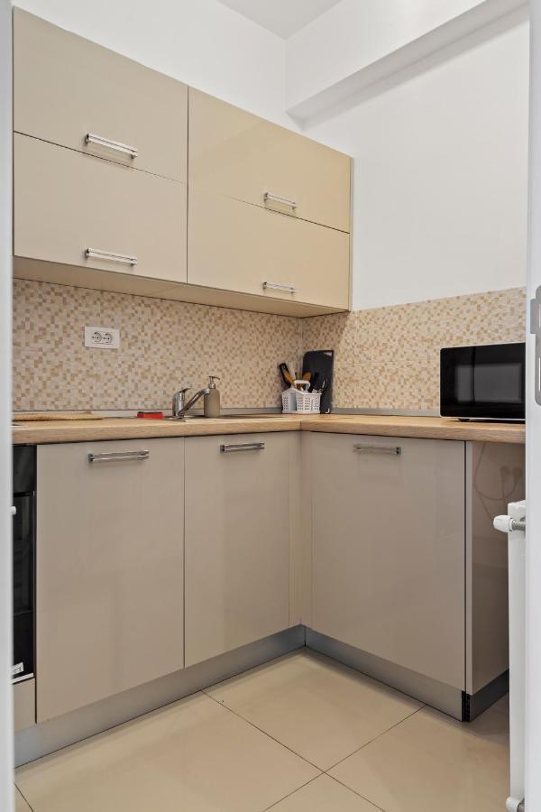Aquarius: Upscale Flat In The Heart Of Bucharest! Apartamento Exterior foto